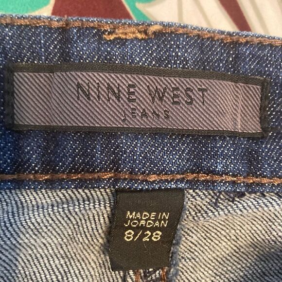 Nine West bootcut straight stretch jeans w/flap fastened back pockets run big - Picture 10 of 13